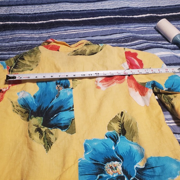 Chico's Size 1 (M) 100% Linen Shirt Yellow Floral Button Up FLAW - Picture 11 of 12